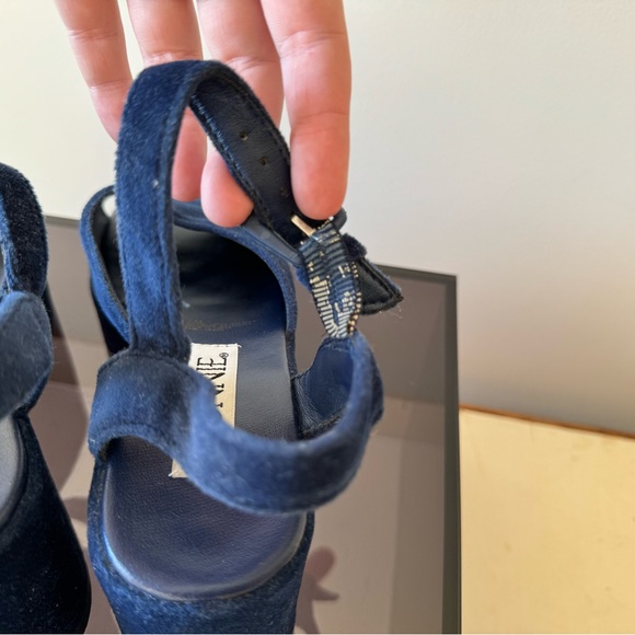 connie blue velvet platforms - Picture 10 of 11